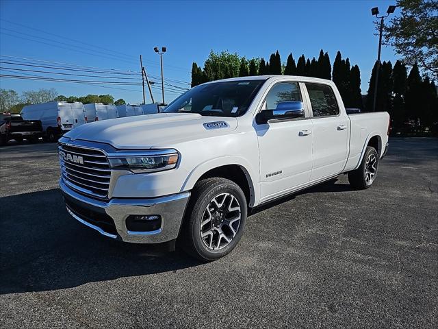 2025 RAM Ram 1500 RAM 1500 LARAMIE CREW CAB 4X4 64 BOX