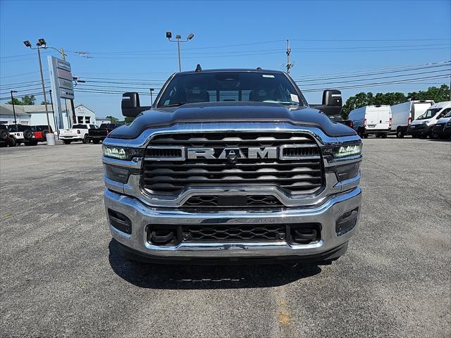 2025 RAM Ram 2500 RAM 2500 TRADESMAN CREW CAB 4X4 64 BOX
