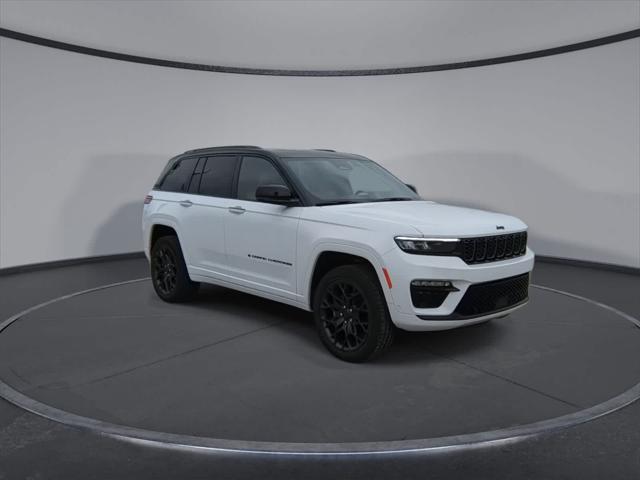 2025 Jeep Grand Cherokee GRAND CHEROKEE SUMMIT 4X4