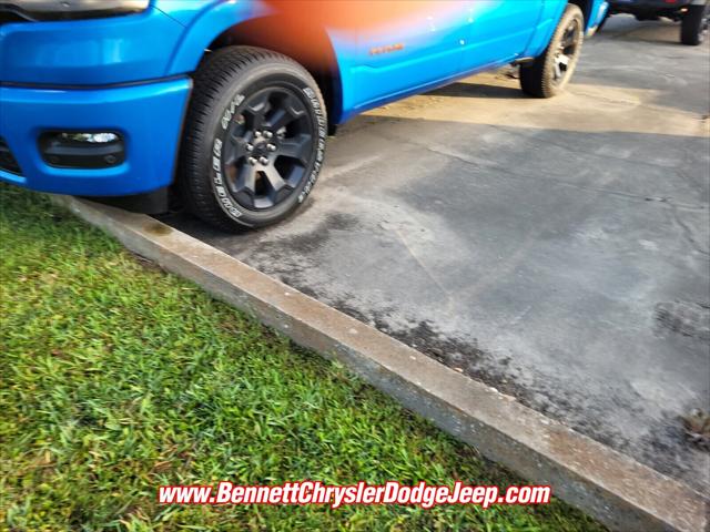 2025 RAM Ram 1500 RAM 1500 BIG HORN CREW CAB 4X4 57 BOX
