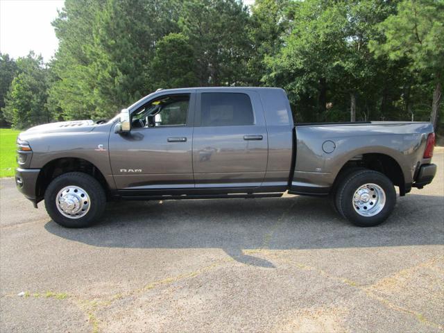 2025 RAM Ram 3500 RAM 3500 LARAMIE MEGA CAB 4X4 64 BOX