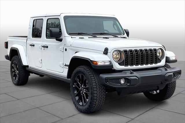 2025 Jeep Gladiator GLADIATOR NIGHTHAWK 4X4