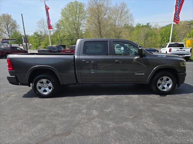 2025 RAM Ram 1500 RAM 1500 BIG HORN CREW CAB 4X4 64 BOX