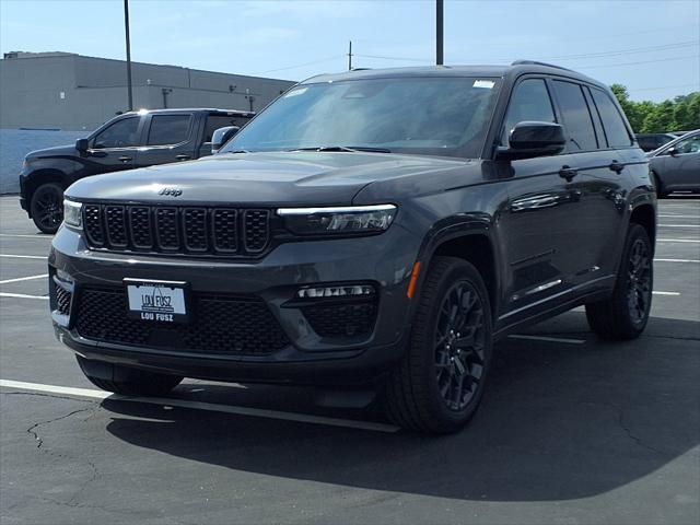 2025 Jeep Grand Cherokee GRAND CHEROKEE SUMMIT 4X4