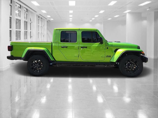 2025 Jeep Gladiator GLADIATOR NIGHTHAWK 4X4