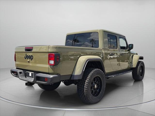 2025 Jeep Gladiator GLADIATOR NIGHTHAWK 4X4