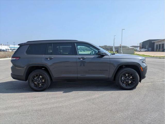 2025 Jeep Grand Cherokee GRAND CHEROKEE L ALTITUDE 4X2