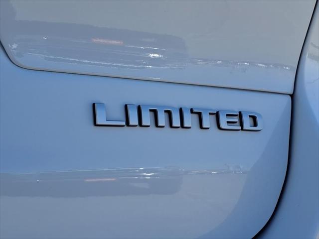 2025 Jeep Grand Cherokee GRAND CHEROKEE L LIMITED 4X2