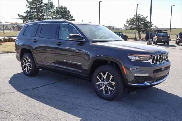2025 Jeep Grand Cherokee GRAND CHEROKEE L LIMITED 4X4