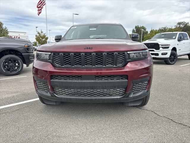 2025 Jeep Grand Cherokee GRAND CHEROKEE L ALTITUDE X 4X4