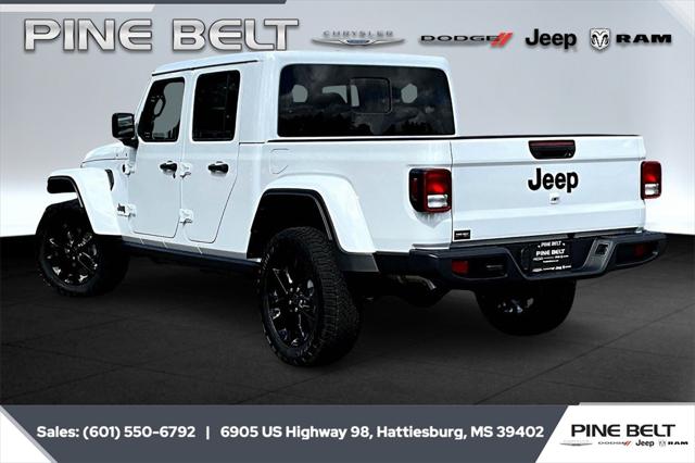 2025 Jeep Gladiator GLADIATOR NIGHTHAWK 4X4