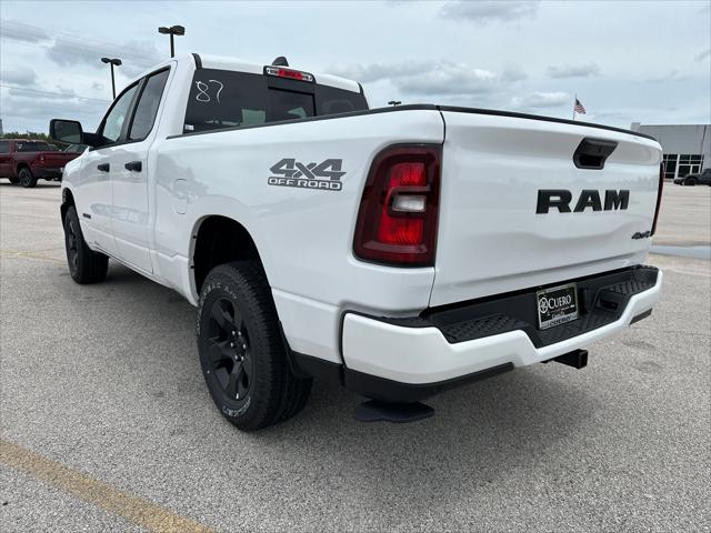 2025 RAM Ram 1500 RAM 1500 TRADESMAN QUAD CAB 4X4 64 BOX