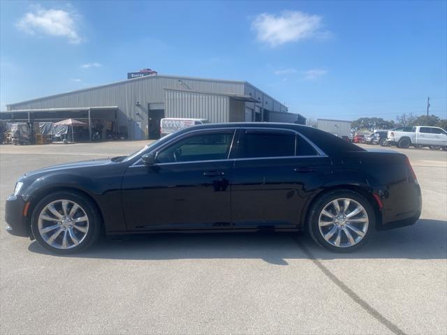 2019 Chrysler 300 Touring L