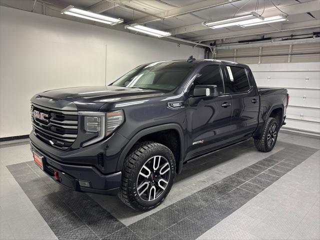 2023 GMC Sierra 1500 4WD Crew Cab Short Box AT4