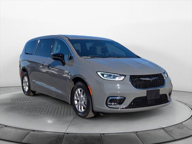 2025 Chrysler Pacifica PACIFICA SELECT