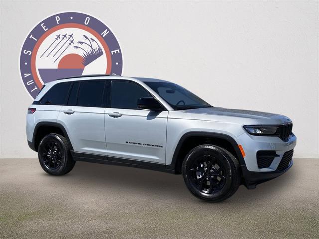 2025 Jeep Grand Cherokee GRAND CHEROKEE ALTITUDE X 4X2