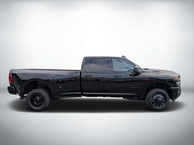 2025 RAM Ram 3500 RAM 3500 BIG HORN CREW CAB 4X4 8 BOX