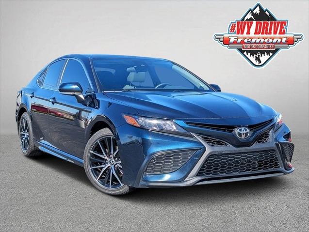 2021 Toyota Camry SE AWD