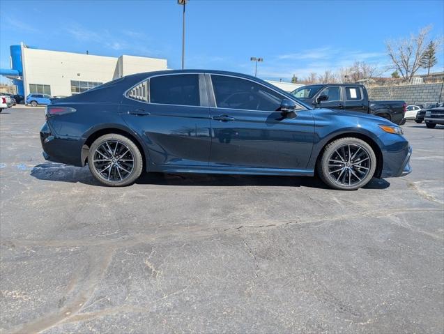 2021 Toyota Camry SE AWD