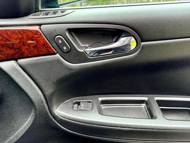 2011 Chevrolet Impala LT
