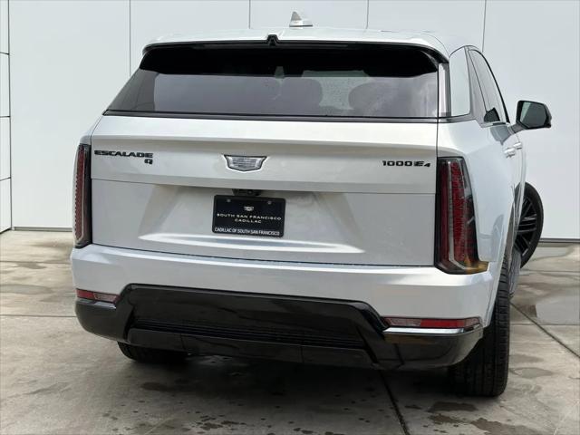 2025 Cadillac Escalade Sport 2