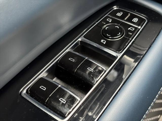 2025 Cadillac Escalade Sport 2