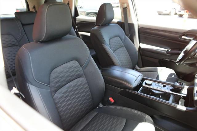 2022 Nissan Pathfinder SV 4WD