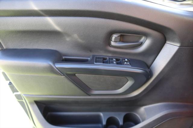 2022 Nissan Titan Crew Cab S 4x2