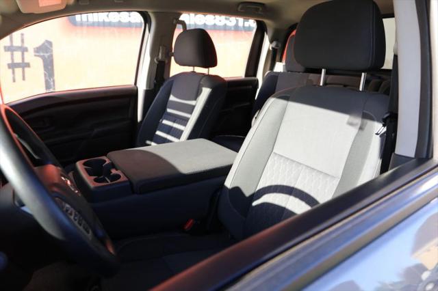 2022 Nissan Titan Crew Cab S 4x2