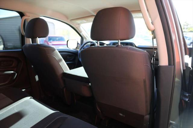 2022 Nissan Titan Crew Cab S 4x2