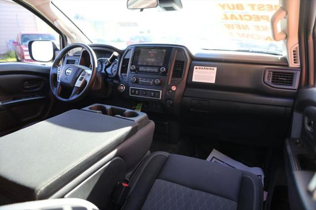 2022 Nissan Titan Crew Cab S 4x2