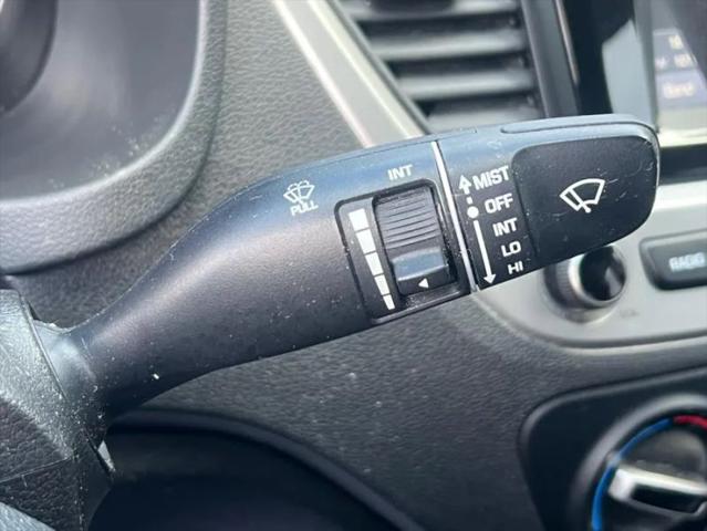 2020 Hyundai Accent SE