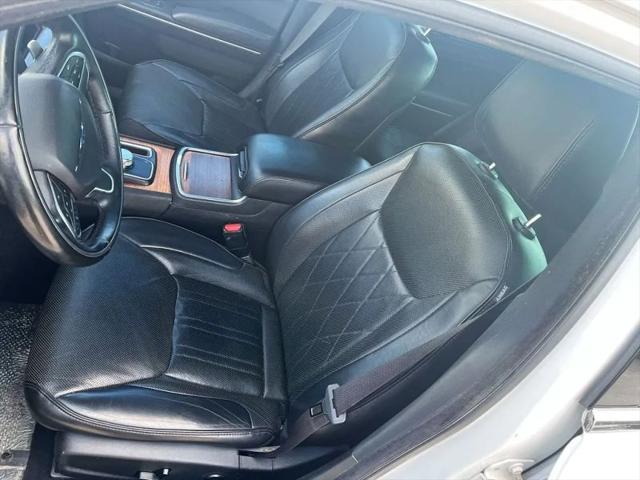 2019 Chrysler 300 300C