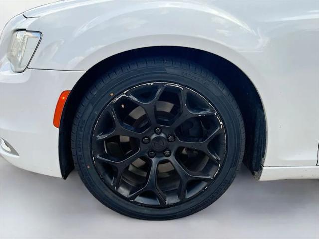 2019 Chrysler 300 300C