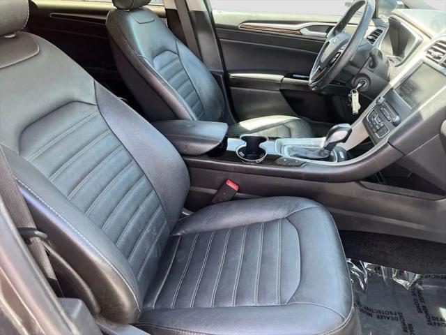 2016 Ford Fusion Energi SE Luxury