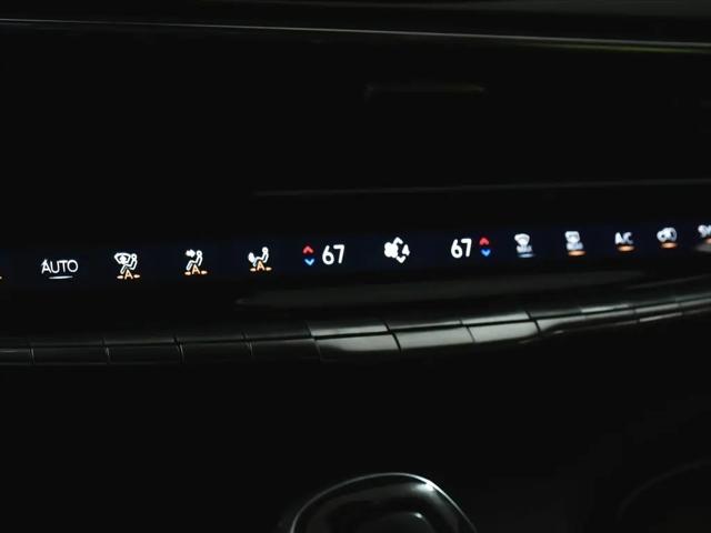 2022 Cadillac Escalade 4WD Premium Luxury Platinum