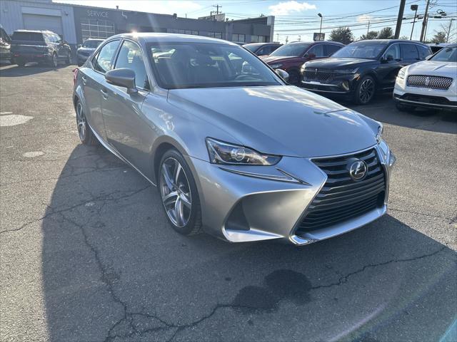 2018 Lexus IS 300 3.5L AWD Premium Plus w/ Comfort Pkg