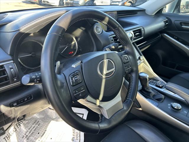 2018 Lexus IS 300 3.5L AWD Premium Plus w/ Comfort Pkg