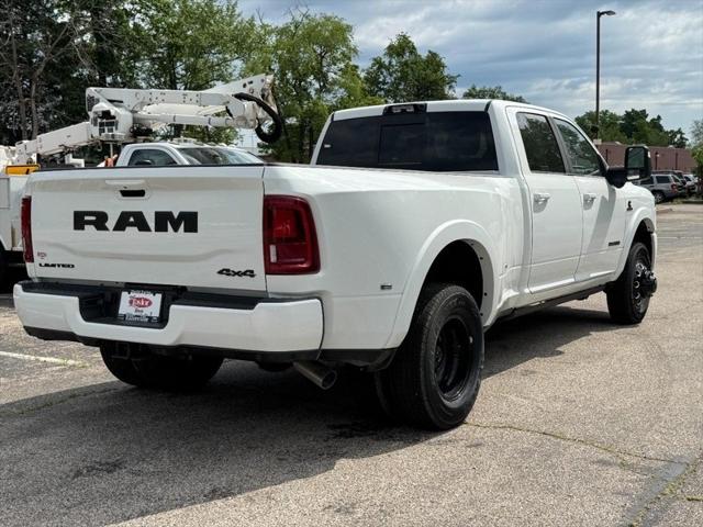 2025 RAM Ram 3500 RAM 3500 LIMITED CREW CAB 4X4 8 BOX