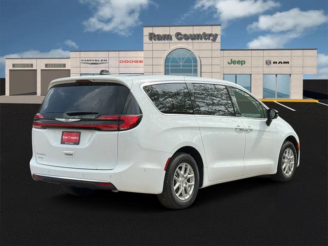 2025 Chrysler Pacifica PACIFICA SELECT