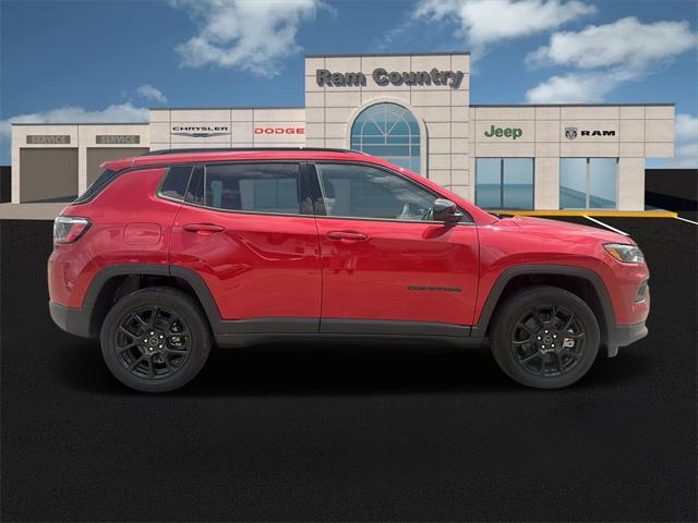 2025 Jeep Compass COMPASS LATITUDE 4X4