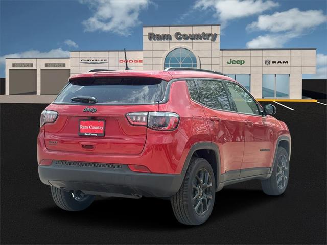2025 Jeep Compass COMPASS LATITUDE 4X4