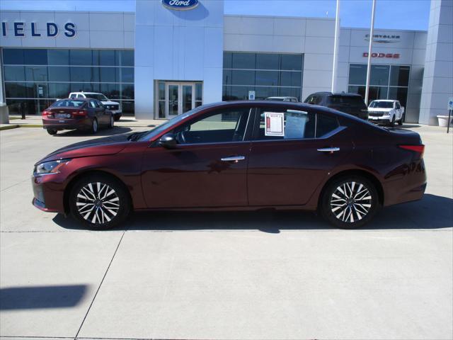 2024 Nissan Altima SV FWD