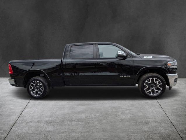 2025 RAM Ram 1500 RAM 1500 LARAMIE CREW CAB 4X4 64 BOX