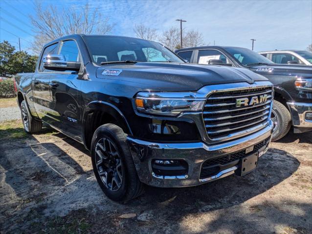 2025 RAM Ram 1500 RAM 1500 LARAMIE CREW CAB 4X4 64 BOX