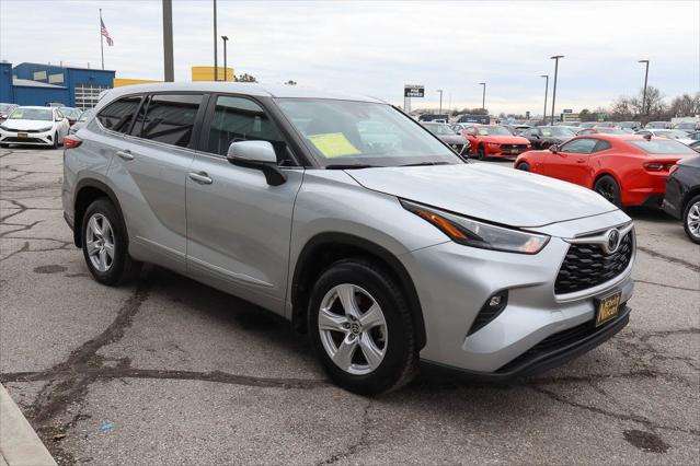 2023 Toyota Highlander LE