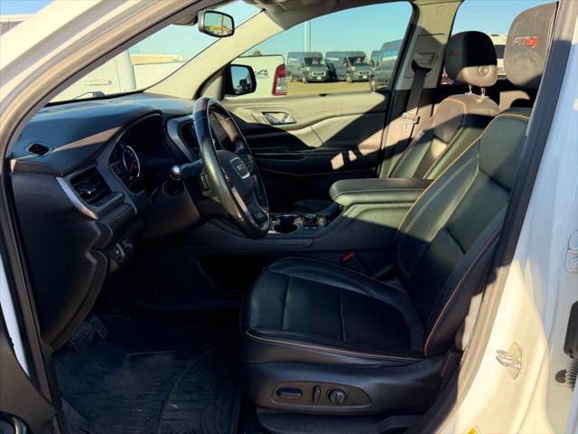 2020 GMC Acadia AWD AT4