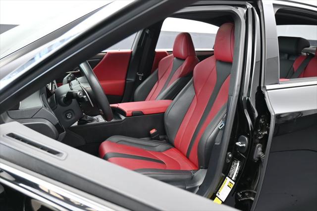 2024 Lexus ES 350 F SPORT Handling