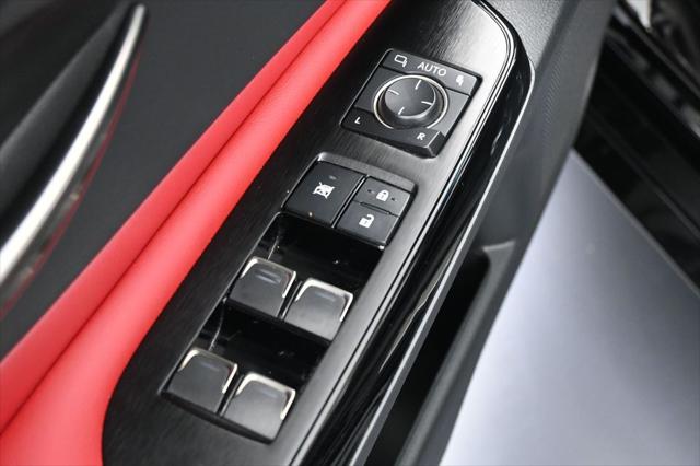 2024 Lexus ES 350 F SPORT Handling