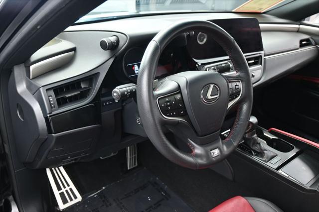 2024 Lexus ES 350 F SPORT Handling